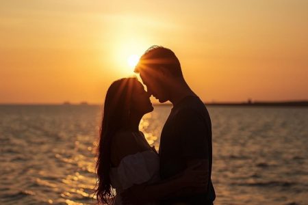 Os apps de namoro inflacionam o ego?